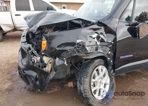 2022 Jeep Renegade Latitude 4X4 z USA, uszkodzony, nr VIN ZACNJDB14NPN83817